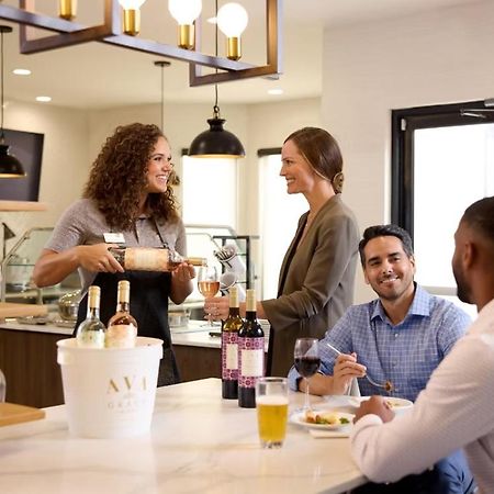 Staybridge Suites Southgate - Detroit Area Εξωτερικό φωτογραφία